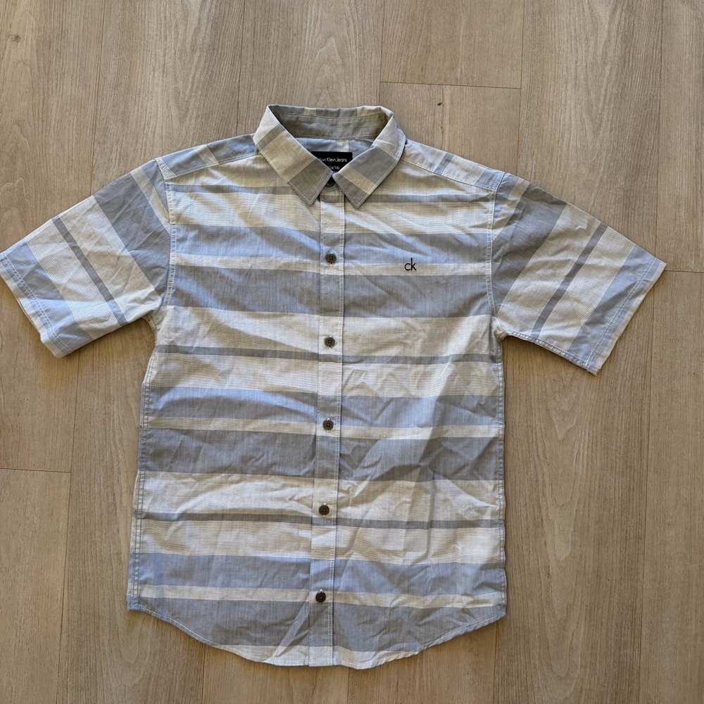 Calvin Klein boys short sleeve collar shirt blue 14/16